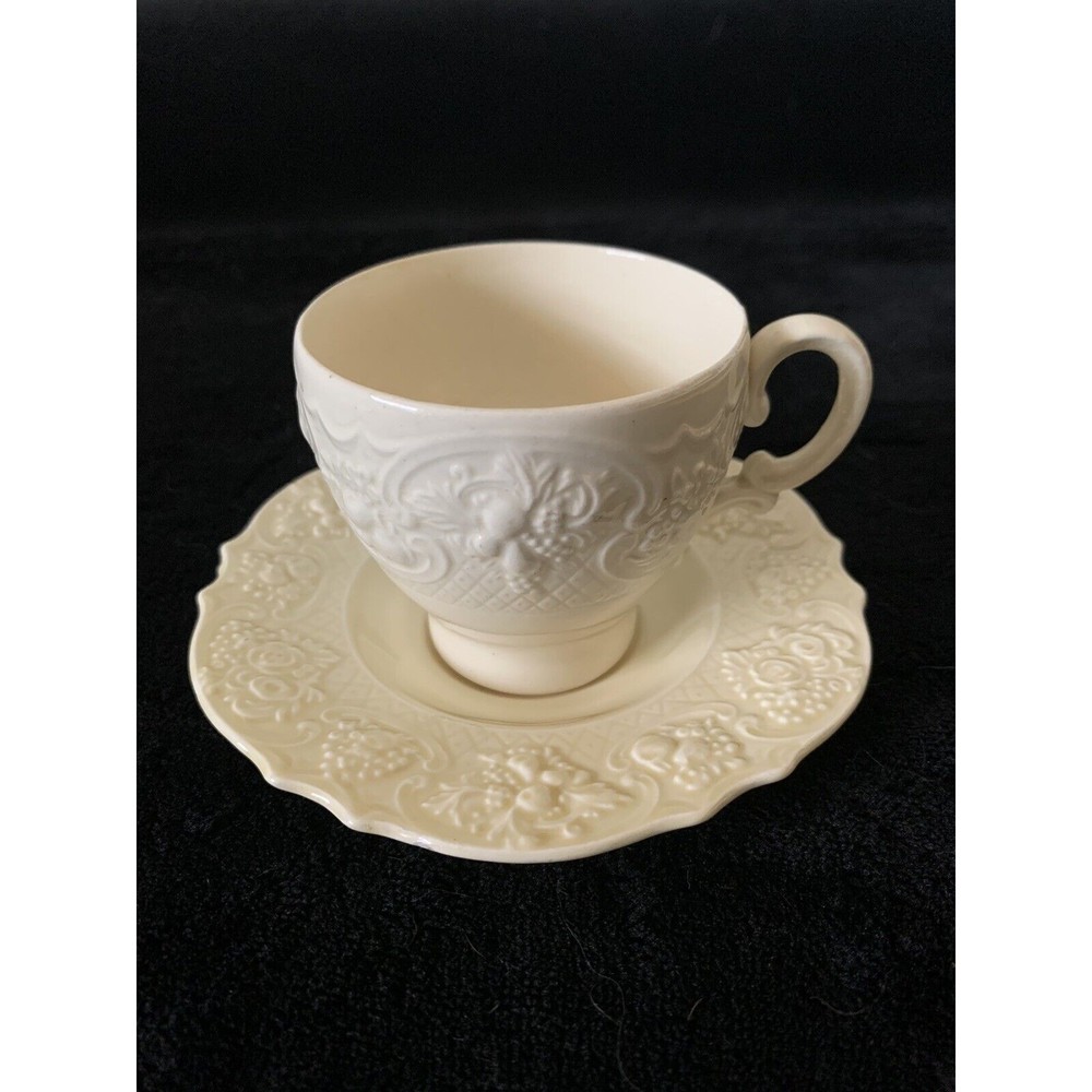 Crown Ducal - Florentine Ivory, England - Demitasse Espresso Cup & Saucer CRD6